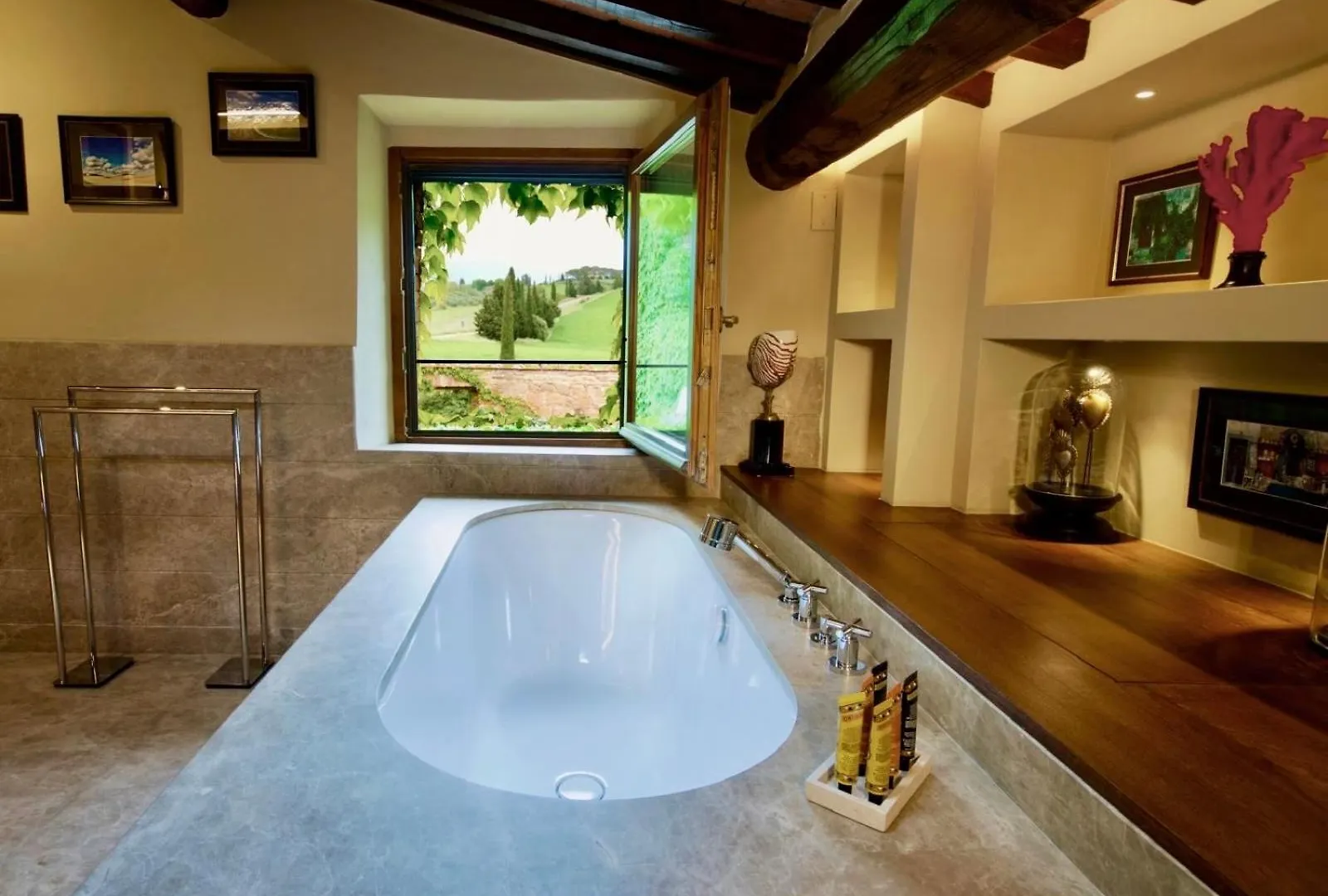 L'Olmo Bed and Breakfast Monticchiello Bed & Breakfast